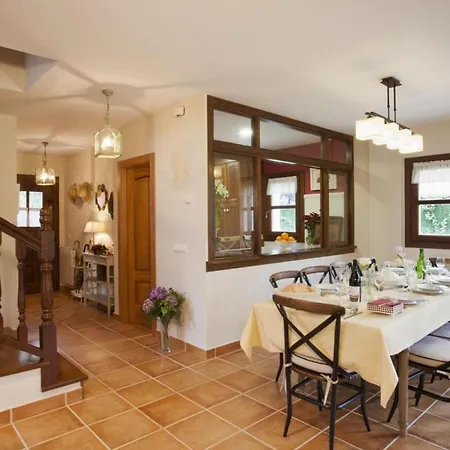Playas De Tierra Country house *